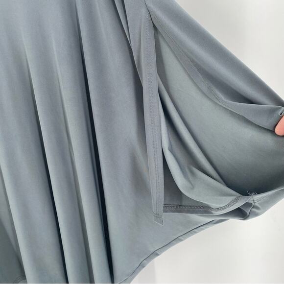 Very oversized green/grey/blue tunic top size small - Picture 5 of 7